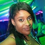 Profil de Nasra, 25 ans, Milf à Woluwe-Saint-Pierre (Bruxelles-Capitale)